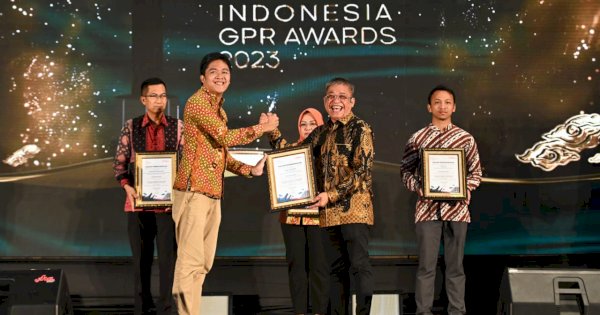 Beni Iskandar Raih Penghargaan Indonesia GPR Award 2023, Pemimpin BUMD Terpopuler di Media