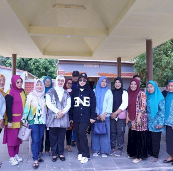 Fatmawati Rusdi dan Indira Yusuf Ismail Tinjau Lorong Wisata Kyoto, Dorong Pengembangan UMKM Kue Surabi