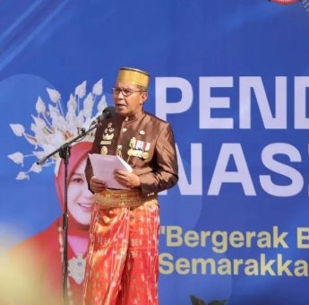 Momentum Hardiknas, Danny Pomanto Canangkan Penggunaan Baju Adat di Sekolah