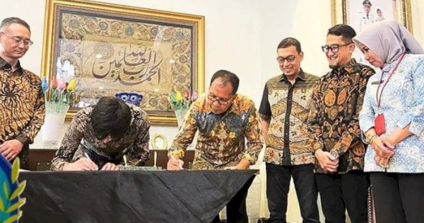 Kepala DP2 Makassar Hadiri Penandatanganan LOI Proyek Kelistrikan dan Rantai Dingin Industri Perikanan di Barrang Lompo
