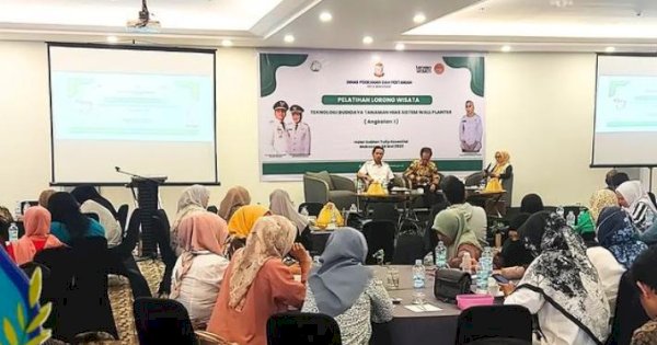 DP2 Makassar Gelar Pelatihan Longwis, Usung Tema Teknologi Budidaya Tanaman Hias Wall Planter