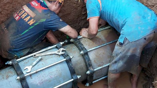 Tak Butuh Waktu Lama, Pipa Bocor di Kawasan IPA 2 Panaikang Selesai Dikerjakan