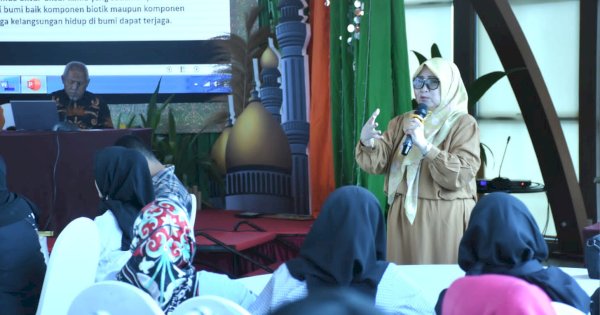 Sosper, Apiaty Amin Syam Minta Sanksi Tegas Pembuang Sampah Sembarangan di Makassar