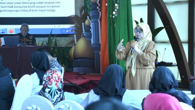 Sosper, Apiaty Amin Syam Minta Sanksi Tegas Pembuang Sampah Sembarangan di Makassar