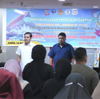 Gelar Sosper, Arifin Dg Kulle Ajak Warga Optimalkan Retribusi Pelayanan Persampahan