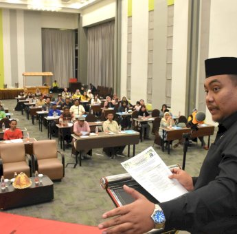 Imam Musakkar Sosialisasikan Perda Pencegahan dan Penanggulangan Bahaya Kebakaran