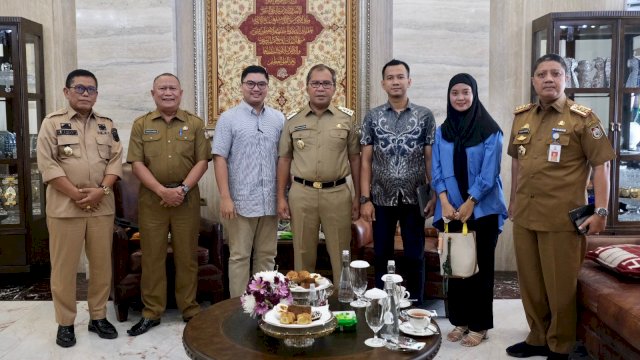 Kepala Balitbangda Makassar Dampingi Walikota Terima Kunjungan Stafsus Presiden, Bahas Hal Ini