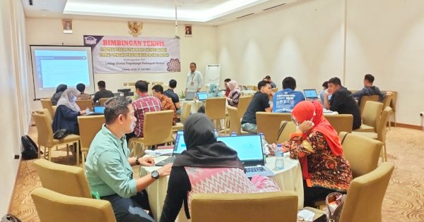 Jadi Narasumber Bimtek Balitbangda Makassar, Kapus Inovasi Daerah Paparkan Kebijakan Penilaian Inovasi