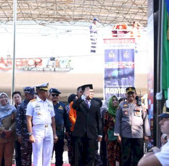 Danny Pomanto-Brigjen TNI Amir Kasman Lepas Peserta City Parade MNEK 2023