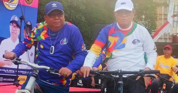 Rektor UNM Prof Husain Syam Lepas Ribuan Peserta Fun Bike, Rangkaian Dies Natalies ke-62