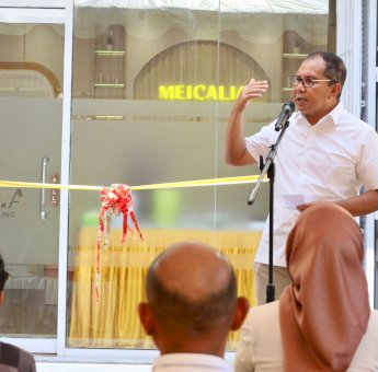 Meicalia Aesthetic & Dental Clinic Resmi Beroperasi, Danny Pomanto: Bukti Makassar Semakin Makmur!