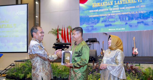 Danny Pomanto Hadiri Pisah Sambut Komandan Lantamal VI Makassar