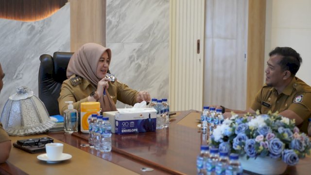 Rheza Sampaikan Progres Inkubator Center di Hadapan Wawali