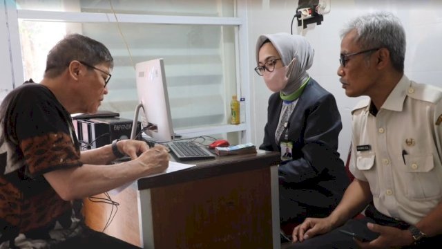 Usai Diresmikan, Bapenda Makassar Buka Layanan Pembayaran PBB di Lima Konter Kelurahan