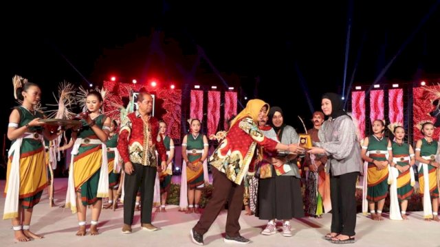 Kadis Kebudayaan Makassar Apresiasi Penampilan Penari Asal Kulonprogo