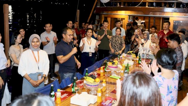 Wali Kota Makassar Moh Ramdhan Pomanto bersama Senior Management Programme Singapore