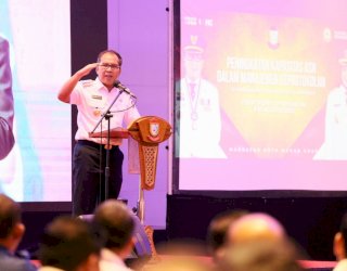 Danny Pomanto Dorong Camat-Lurah Pahami Manajemen Keprotokoleran
