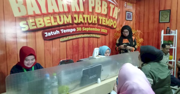 Bapenda Buka Layanan Pembayaran PBB Bagi Pengunjung F8, Kantongi Rp150 Juta di Hari Kedua