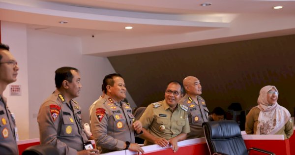 Kapolda Sulsel Puji Danny Pomanto Pasang Ribuan CCTV di Makassar