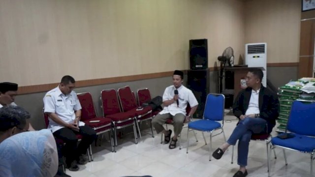 Sekcam Ujung Tanah Bersama Staf Ikuti Pemkot Mengaji