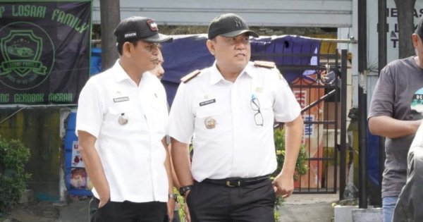 Sukseskan MNEK, Camat Ujung Tanah Bersih-Bersih Anjungan
