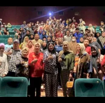 Punya Pesan Moril, Kadisbud Makassar Boyong Seluruh Pegawainya Nonton Mapacci