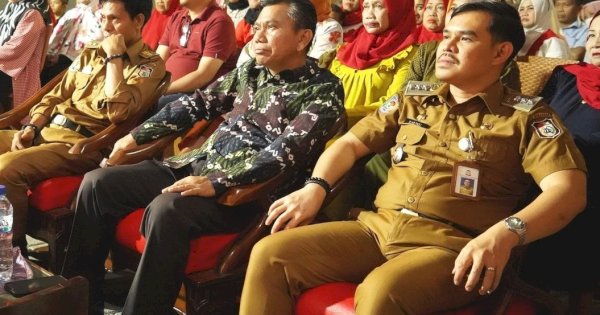 Dampingi Kepala Kesbangpol Makassar, Camat Mamajang Ari Fadli JPKP Sukseskan Program Pemkot