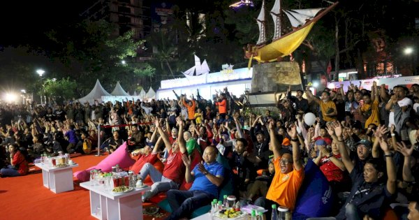 Danny Pomanto dan Ratusan Masyarakat Nobar Partai Final Piala AFF U-23 Indonesia vs Vietnam di Zona F8