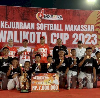 Tim Laston Dinas PU Makassar Juara I Kejuaraan Softball Makassar Wali Kota Cup 2023 U-18