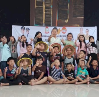 Pelajar SD-SMP se-Kota Makassar Belajar Seni Teater Bareng Maestro