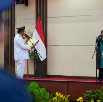 Pj Gubernur Sulsel Lantik Akbar Laluasa Jadi Wakil Bupati Luwu Timur
