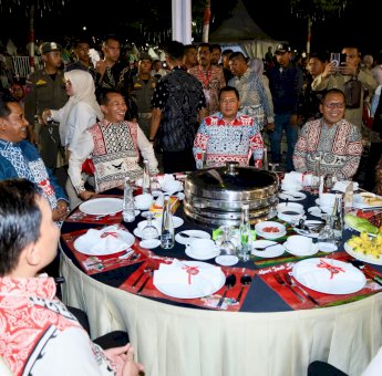 Ketika Bupati dan Wali Kota se-Sulsel Makan Malam Bersama di Anjungan City Of Makassar