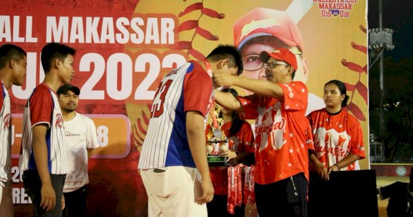 Tutup Kejuaraan Softball Wali Kota Cup 2023, Danny Pomanto Siap Sewa Pelatih Asing Cetak Pemain Softball Profesional