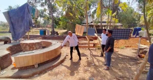 Revitalisasi Rumah Adat, Herfida Attas Sebut Peningkatan Produk Budaya