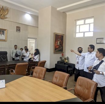Disbud Makassar Kedatangan Tim Zonasi Bahas Pelestarian Gedung Mulo