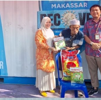 Usai Bontoala, Dinsos Makassar Sasar Rappocini Salurkan Bansos Makanan