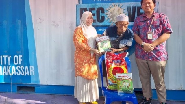 Usai Bontoala, Dinsos Makassar Sasar Rappocini Salurkan Bansos Makanan