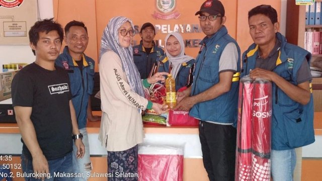 Usai Kapasa, Dinsos Makassar Salurkan Bantuan Kebakaran Warga Bulurokeng