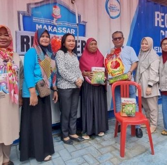 Usai Wajo dan Tallo, Dinsos Makassar Bagikan Langsung Bantuan Lansia Terlantar di Daerah Ini