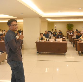 Sekretariat DPRD Makassar Gelar Sosper Kepemudaan, Ajak Pemuda Lebih Kreatif