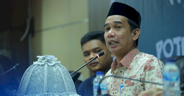 Beri Kuliah Umum, Pimpinan DPRD Makassar Motivasi Mahasiswa Kembangkan Potensi Diri