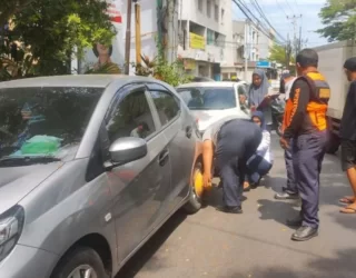 Langgar Rambu Parkir, Dishub Makassar Gembok 9 Kendaraan