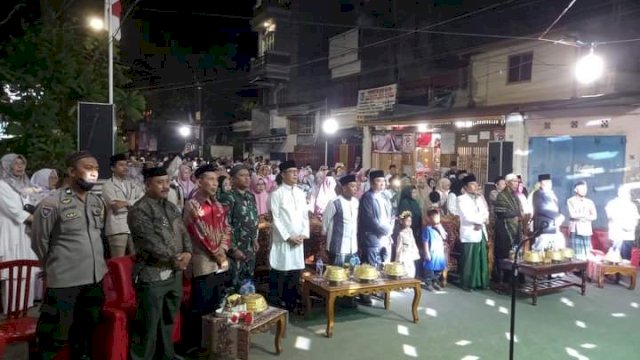 Tauladani Akhlak Rasulullah, Plt Camat Bontoala Hadiri Ramailan Maulid Nabi