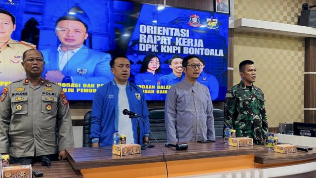 Harap Pemuda Makassar Tambah Baik, Plt Camat Bontoala Hadiri Rakercam DPK KNPI