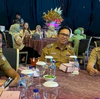 HKG ke 51, Plt Camat Bontoala Terima Bibit Cabai