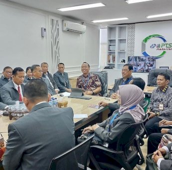 Usai Papua Barat, DPMPTSP Kota Makassar Terima Kunker Provinsi Jatim