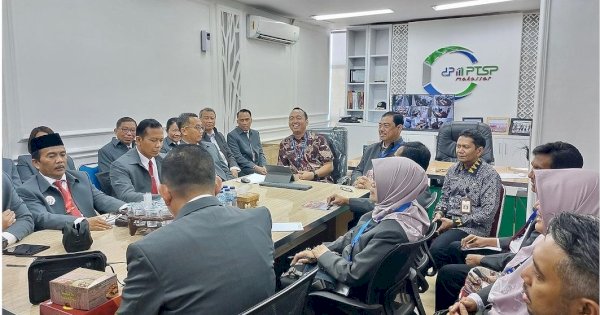 Usai Papua Barat, DPMPTSP Kota Makassar Terima Kunker Provinsi Jatim