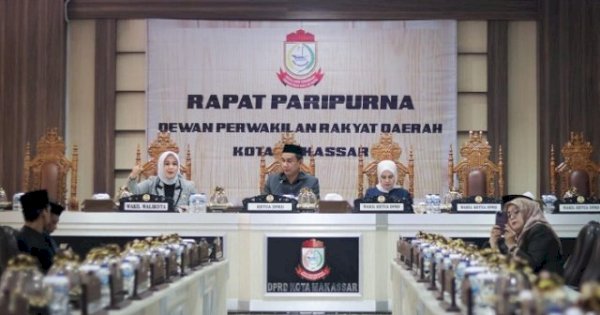 Hadiri Paripurna Ranperda KLA, Wawali Makassar Sampaikan Poin Penting ke Wakil Rakyat
