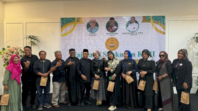 Idris Kadir Hadiri Pengajian SJB, Emak-emak Pengajian Doakan Mulus Melenggang ke Senanyan