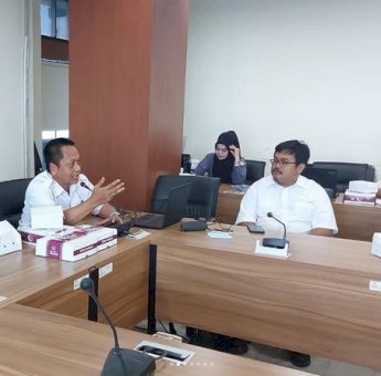 Teliti Pelayanan Publik Sombere dan Smart City, Balitbangda Makassar dan Tim Riset Susun RD/IS